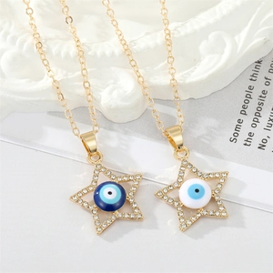 Collier Pendentif Étoile Mauvais Œil Turc pour Femmes Alliage Strass Étoile Ajourée Choker Bijoux Ethniques Accessoire