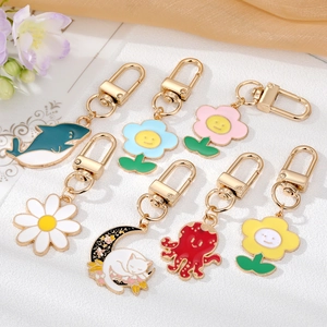Cute Cartoon Animal Flower Keychain Alloy Drip Oil Pendant For Women Girls Whale Cat Moon Daisy Octopus Bag Charm Accessory