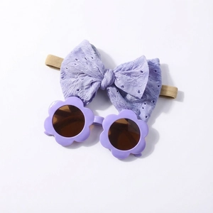 Ensemble bandeau bébé avec nœud violet et lunettes de soleil fleurs mignonnes