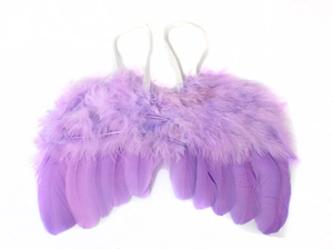 Detail of purple feather angel wings for baby photography with elastic shoulder straps
