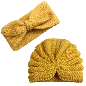 Set berretto e fascia in maglia gialla per neonati per calore invernale e stile baby