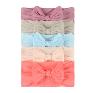 Set di 5 fasce per neonati in nylon morbido con fiocchi colorati in tonalità pastello