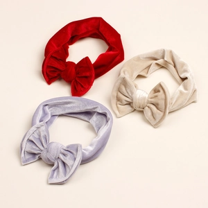 Lot de trois bandeaux bébé en velours doux avec grands nœuds en rouge, beige et lavande