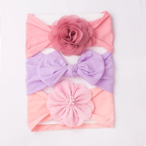 Lot de 3 bandeaux pour bébé avec motifs de rose et de nœud en couleurs rose et violet