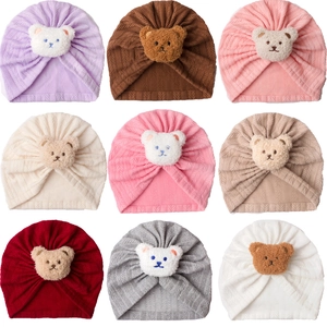 Set mit 9 weichen Baby-Turbanmützen mit süßen Plüschbärenohren in verschiedenen Farben