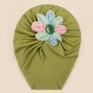 Turbante neonata verde oliva elastico con dettaglio fiore colorato in tessuto fatto a mano