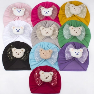 Bonnets pour bébé avec nœuds en paillettes et ours en dix couleurs variées