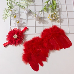 Kit photo bébé avec ailes papillon rouges en plumes et bandeau fleur à perles blanches