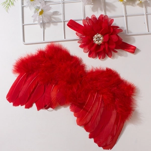 Accessoires photo bébé avec ailes de papillon en plumes rouges et bandeau fleur assorti