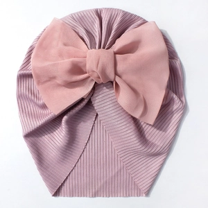 Bonnet turban pour bébé violet clair avec grand nœud en mousseline et maille côtelée