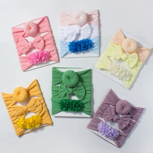 Lot de 3 Bandeaux pour Bébé en Polyester Doux Nœud Papillon Floral Nœud Donut Bandeaux Élastiques pour Tout-petits Accessoires