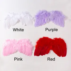 Détail des ensembles d'ailes d'ange en blanc, violet, rose et rouge pour enfants