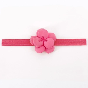 Fascia per capelli rosa con fiori per neonati in tessuto a costine elastico e morbidi petali chiffon
