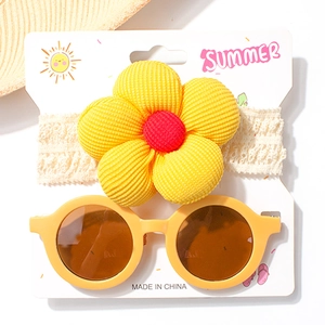 Baby Haarband aus Spitze mit gelber Blume und runder Sonnenbrille im Sommer Set