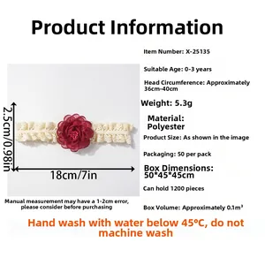 Détail du bandeau bébé en dentelle crème de 18cm avec fleur rouge et dimensions