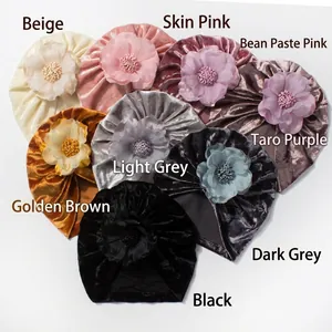 Turbans en velours pour bébé en huit couleurs avec détails de grandes fleurs en tissu