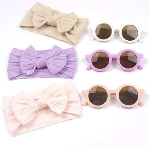 Bandeau à nœud pour bébé et lunettes de soleil rondes rétro, lot de 3 en beige et rose
