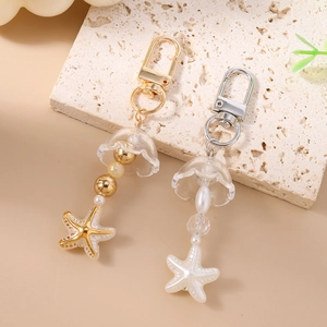 Porte-clés créatifs avec perles méduse et étoile de mer en finitions or et argent