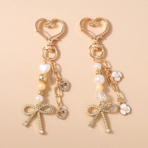 Portachiavi in Lega di Zinco Oro con Fiocco a Cuore Perla Artificial d'Imitazione Strass Fiore Smalto Ciondolo Borsa Donna Gioielli