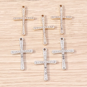 Pendentif Croix en Strass Alliage Incrusté de Zircone pour DIY Collier Bracelet Création de Bijoux Cadeau Femme