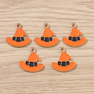 5pcs Halloween orange wizard hat pendants in alloy drip oil for DIY jewelry making