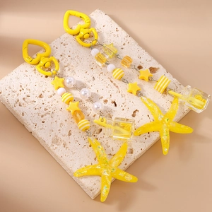 Star and sequin starfish beaded keychain set with heart buckle for handbag decoration