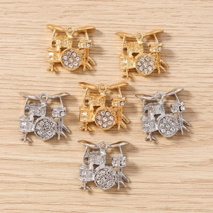 Funkelnde Strass-Trommel-Anhänger in Gold und Silber für DIY-Schmuckherstellung