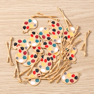 Détails des pendentifs de palette d'artiste colorés pour création de bijoux DIY