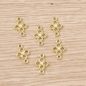 Pendentifs croix géométriques dorés avec perles blanches pour bijoux DIY et colliers