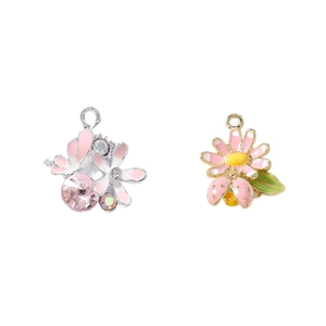 Pendentifs de bijoux DIY avec papillon et fleurs, émail avec des strass étincelants