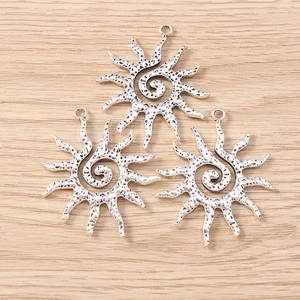 Retro silver spiral sun pendants with flame rays for DIY jewelry making and crafts