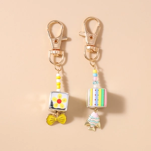 Fashion Creative Beaded Enamel Keychain Set Colorful Acrylic Bead Cube Flower Bowknot Fish Pendant Bag Charm Decoration For Women