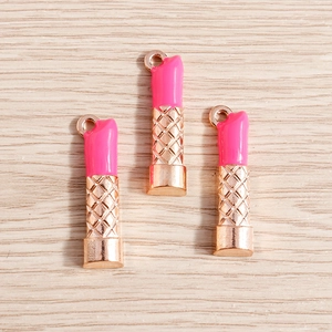 Lipstick pendants with rose gold lattice pattern and pink tops for DIY jewelry making