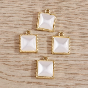 Elegant square pearl pendants with gold metal edges for DIY necklaces and bracelets