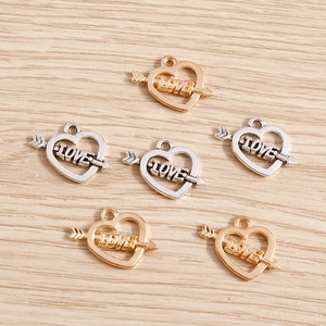 Dijes de Aleación Corazón Flecha de Cupido Con Letra LOVE Colgantes Huecos para Creación de Joyería DIY Collares Pulseras
