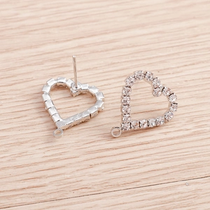 Détails de composants de boucles d'oreilles cœur en argent avec strass pavés pour DIY