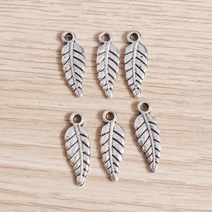 Ciondoli a Foglia in Lega di Zinco Vintage Charms Floreali Botanici per Fai-da-te Collana Bracciale Orecchino Portachiavi Gioielli