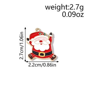 Dimensions détaillées du pendentif Père Noël avec 2,7cm de haut et 2,2cm de large