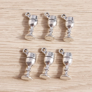 Vintage Antique Silver Zinc Alloy Wine Cup Goblet Charms Pendants For DIY Jewelry Making Earring Necklace Keychain Craft Accessories