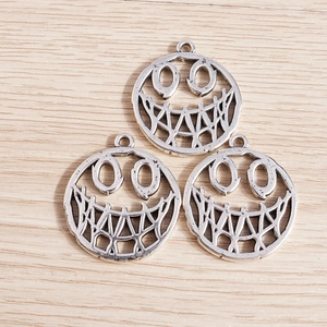 Böses Lachendes Gesicht Charms Zinklegierung Horror Anhänger Für Halloween DIY Schmuckherstellung Ohrringe Halskette Gothic Stil Zubehör