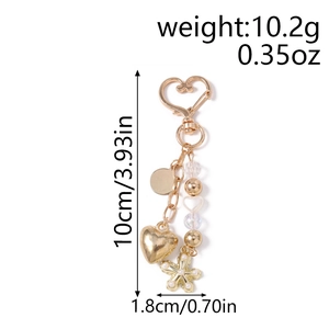 Spécifications de taille détaillées du porte-clés perlé avec pendentifs cœur et étoile