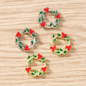 Christmas holly flower wreath pendants in gold and silver finish for DIY jewelry