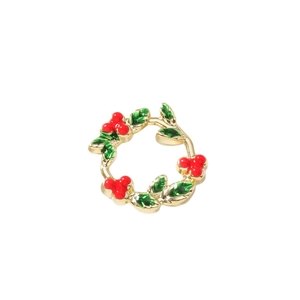 Christmas wreath flower pendant with red berries and green leaves for DIY jewelry making