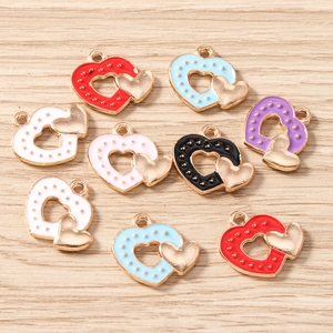 Pendentifs colorés en forme de double cœur évidé avec base dorée pour bijoux DIY