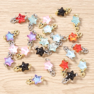 Pendentifs étoiles en résine colorée avec oursons pour création de bracelets et colliers
