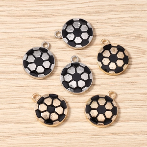 10-teiliges Pack Fußball-Anhänger aus Metall für DIY-Ohrringe und Schmuckherstellung