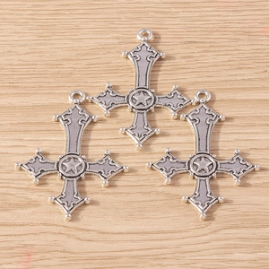 Vintage gotische ster-kruishangers in antiek zilver voor DIY sieraden maken hobby