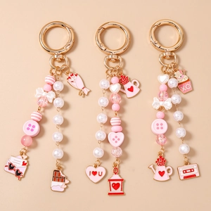 Süßer Rosa Zinklegierung Perlen Schlüsselanhänger Mit Künstlicher Perle Herz Umschlag Cupcake Anhänger Für Damen Taschenzubehör