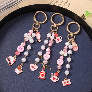 Y2K Pinke Perlen-Schlüsselanhänger Set mit Herzumschlag, Blumenstrauß und Kesselanhängern