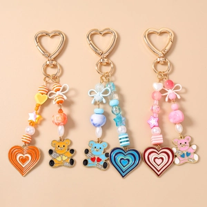 Cute Cartoon Beaded Heart Bear Keychain Zinc Alloy Acrylic Bowknot Bag Charm Pendant For Women Girls Gift Fashion Accessory